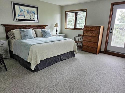 106 River Dr, Selkirk, MB - Indoor Photo Showing Bedroom