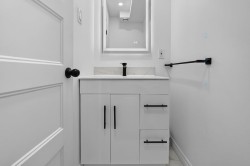 Powder room - 