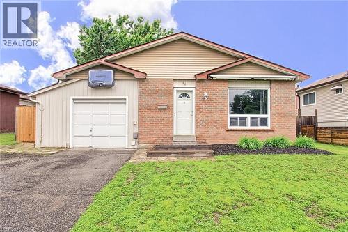 46 AUSTEN Lane  Barrie, ON L4N 5C7