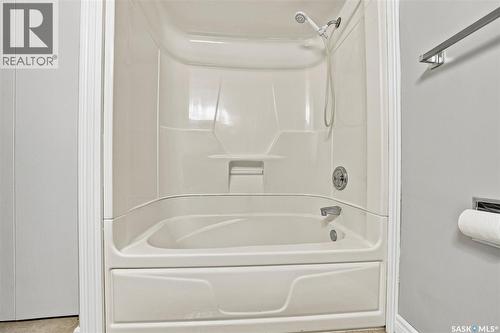 144 Sylvite Crescent, Allan, SK - Indoor Photo Showing Bathroom