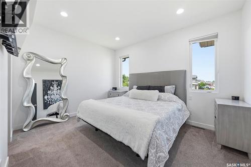 727 1St Avenue N, Warman, SK - Indoor Photo Showing Bedroom