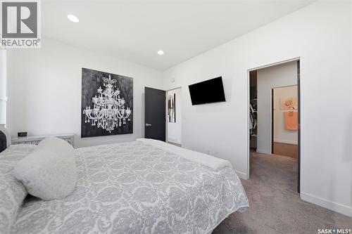 727 1St Avenue N, Warman, SK - Indoor Photo Showing Bedroom
