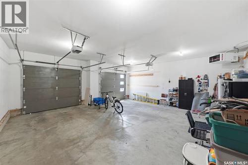 727 1St Avenue N, Warman, SK - Indoor Photo Showing Garage