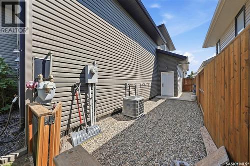 727 1St Avenue N, Warman, SK - Outdoor With Exterior