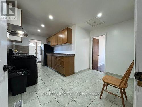 220 John Tabor Trail, Toronto, ON - Indoor