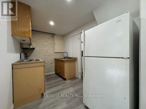 220 John Tabor Trail, Toronto, ON - Indoor