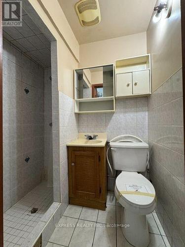 220 John Tabor Trail, Toronto, ON - Indoor Photo Showing Bathroom