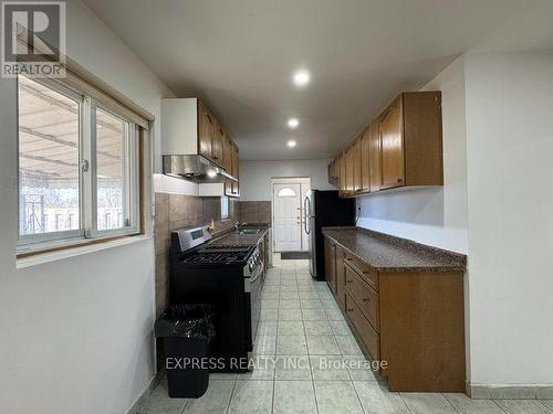 220 John Tabor Trail, Toronto, ON - Indoor