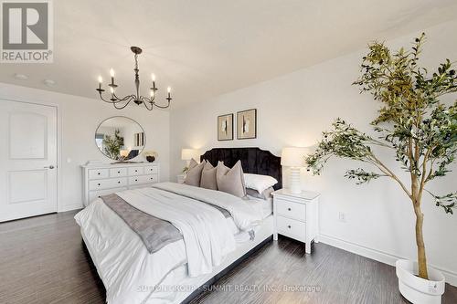 33 Kettle Valley Trail, King, ON - Indoor Photo Showing Bedroom