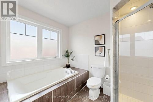 33 Kettle Valley Trail, King, ON - Indoor Photo Showing Bathroom