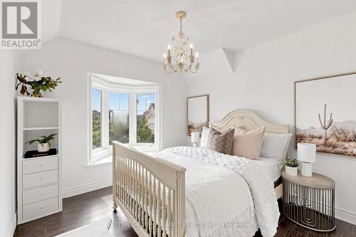 33 Kettle Valley Trail, King, ON - Indoor Photo Showing Bedroom