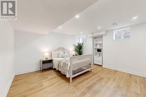 33 Kettle Valley Trail, King, ON - Indoor Photo Showing Bedroom