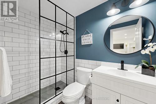 33 Kettle Valley Trail, King, ON - Indoor Photo Showing Bathroom