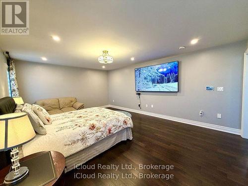 56 Esther Crescent, Thorold, ON - Indoor Photo Showing Bedroom