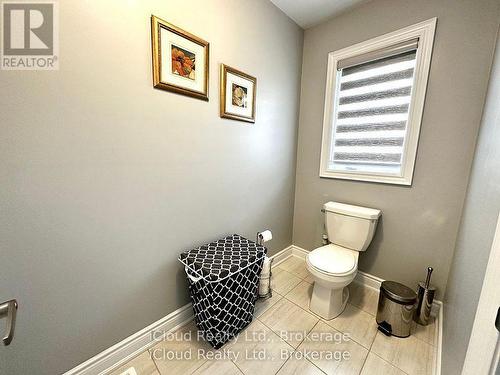 56 Esther Crescent, Thorold, ON - Indoor Photo Showing Bathroom