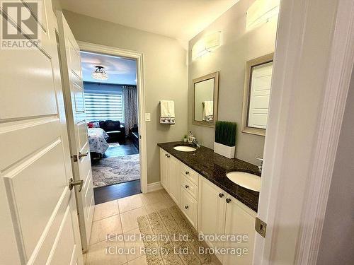 56 Esther Crescent, Thorold, ON - Indoor Photo Showing Bathroom