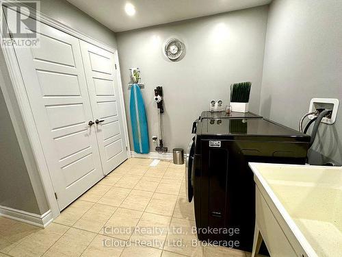56 Esther Crescent, Thorold, ON - Indoor Photo Showing Other Room