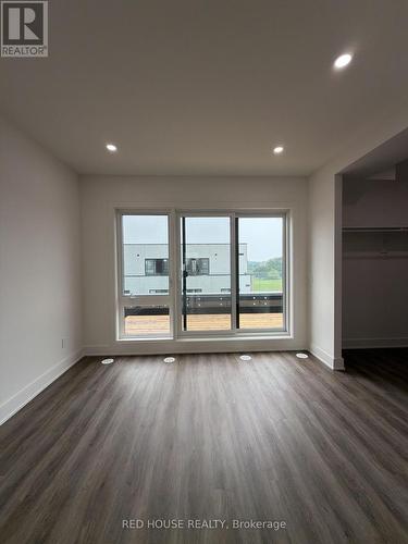 177 Everett Common, St. Catharines, ON - Indoor Photo Showing Other Room