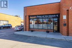 6 - 4801 STEELES AVENUE W Toronto, ON M9L 2W1