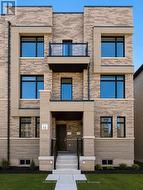 1 - 1079 WHEAT BOOM DRIVE Oakville, ON L6H 7H5
