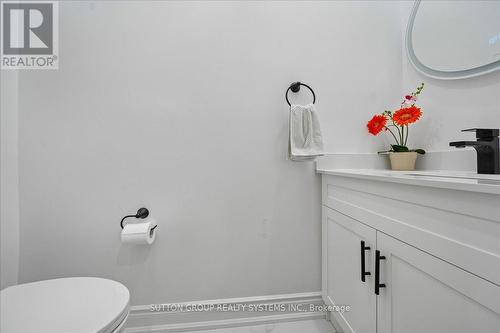 3348 Sunlight Street, Mississauga, ON - Indoor Photo Showing Bathroom
