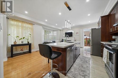 3348 Sunlight Street, Mississauga, ON - Indoor Photo Showing Kitchen