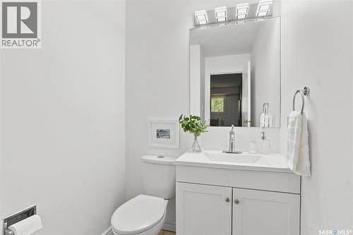 426 425 115Th Street E, Saskatoon, SK - Indoor Photo Showing Bathroom