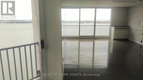 2803 - 33 Harbour Square, Toronto, ON - Indoor Photo Showing Other Room