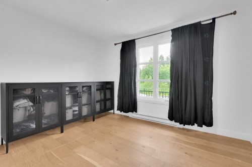 Chambre à coucher - 570 Rue Andrassy, Mascouche, QC - Indoor Photo Showing Other Room