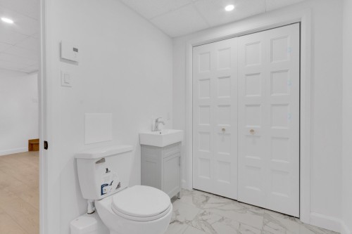 Salle d'eau - 570 Rue Andrassy, Mascouche, QC - Indoor