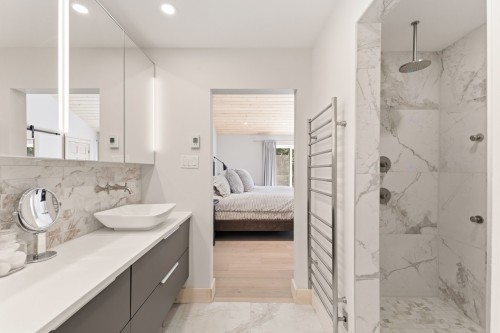 Master Bathroom - 90 Ch. Des Catalpas, La Conception, QC - Indoor Photo Showing Bathroom