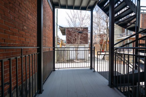 Balcon - 2569 Rue Sherbrooke E., Montréal (Le Plateau-Mont-Royal), QC - Outdoor With Exterior