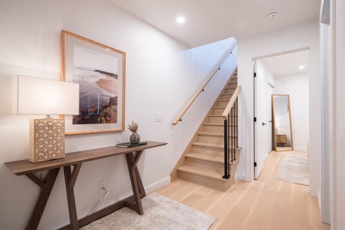 Mud Room - 2571Z Rue Sherbrooke E., Montréal (Le Plateau-Mont-Royal), QC - Indoor Photo Showing Other Room