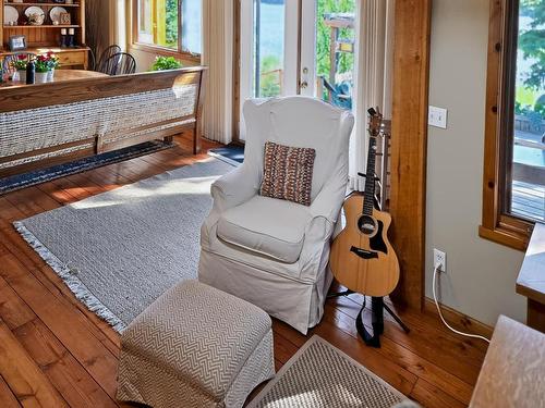 123 Canfield Road, Kenora, ON - Indoor