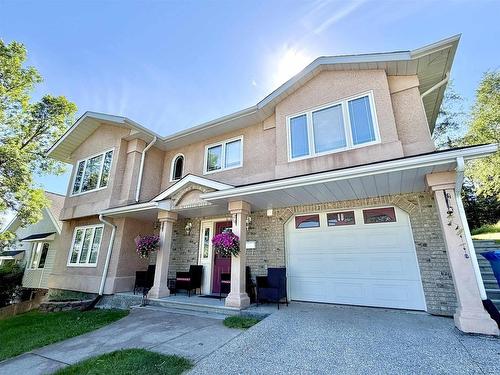 105 South Park Dr  Kenora, ON P9N 4G1