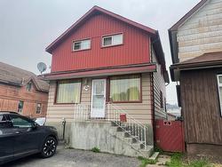 528 McDonald Street Thunder Bay, ON P7C 3C9
