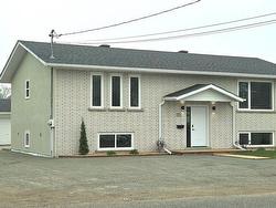 72 Brent Street Thunder Bay, ON P7A 5T6