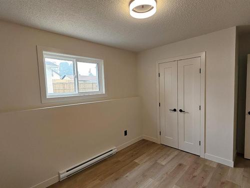 72 Brent Street, Thunder Bay, ON - Indoor Photo Showing Other Room