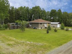 6 Hume Rd W  Kakabeka Falls, ON P0T 1W0