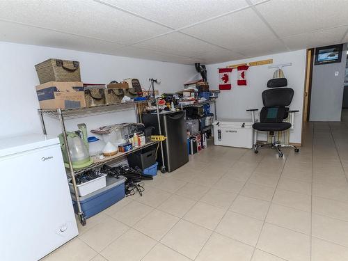 386 Lambton Place, Thunder Bay, ON - Indoor Photo Showing Other Room