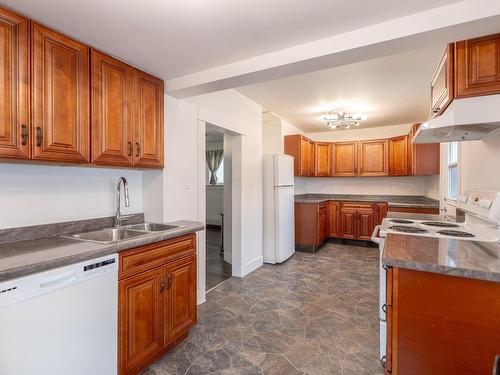 74 Melvin Avenue, Thunder Bay, ON 