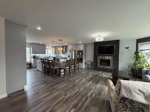 832 Williams Avenue, Fort Frances, ON - Indoor