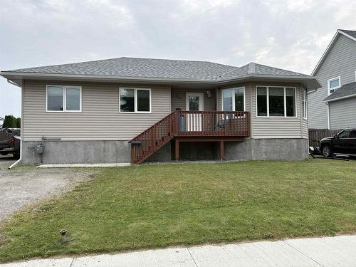 832 Williams Avenue  Fort Frances, ON P9A 0A5