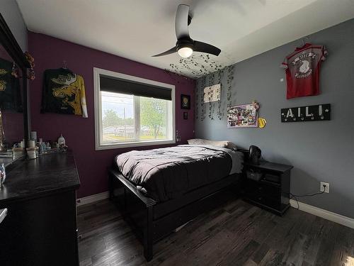 832 Williams Avenue, Fort Frances, ON - Indoor Photo Showing Bedroom