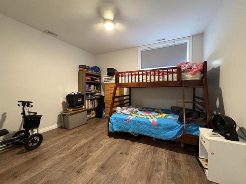 832 Williams Avenue, Fort Frances, ON - Indoor Photo Showing Bedroom