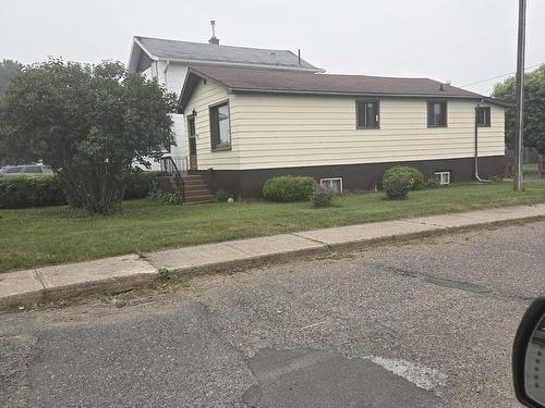 377 Empire Street  Thunder Bay, ON P7E 4S2