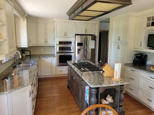 134 Davis Point Road, Dryden, ON 