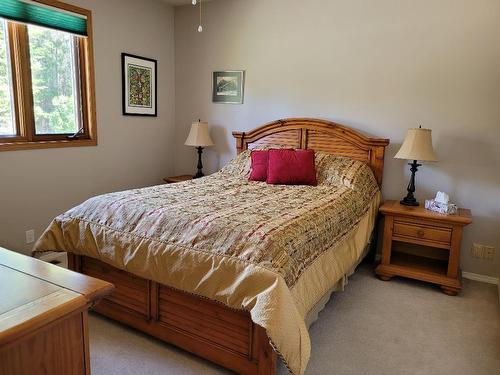 134 Davis Point Road, Dryden, ON 
