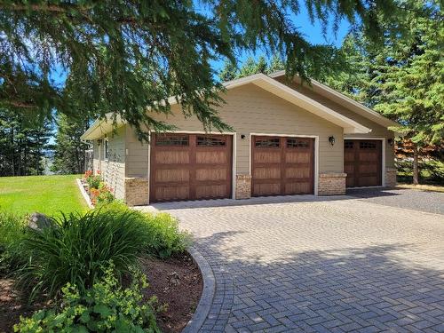 134 Davis Point Road, Dryden, ON 