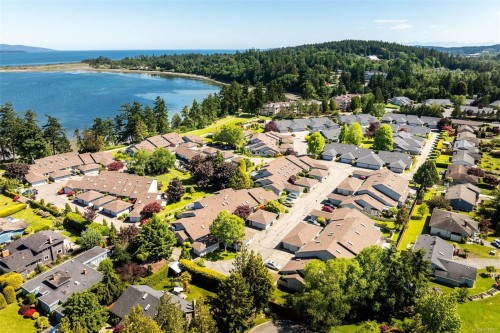 #15-2600 Ferguson Rd, Central Saanich, BC 